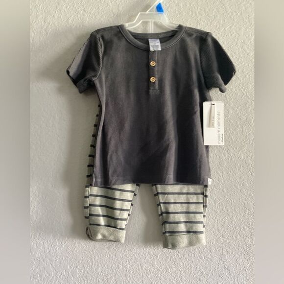 Modern Moments NEW Baby Boy T-Shirt & Pant, 2-Piece Outfit Set 24m 24 months - Picture 4 of 8